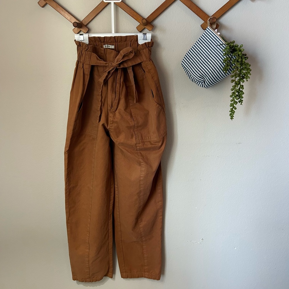 Brown High-Waisted Paperbag Pants